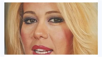 أسرار من حياة الفنانة الأرمينية إيمان وهكذا أصبح شكلها