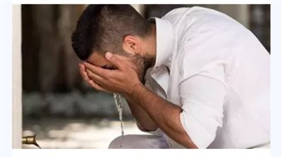 هل يجوز الوضوء فى الحمام ؟ .. أمين الفتوى يجيب