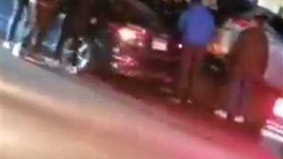 بيخــمس بالعربية.. إصــابة شاب في حاډث سير بسيدي جابر بالاسكندرية
