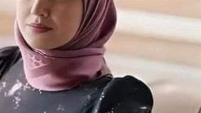 رجل تزوج في مكان اقامته مع امرأة ورزق