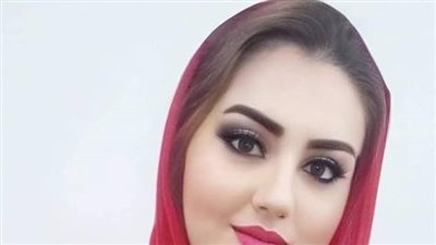 شاب يتيم الأب يعمل مع زوج خالته