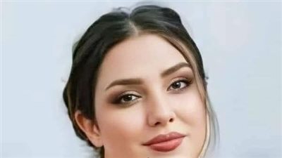 دخلت سيده أحد المطاعم