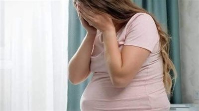 بابا انا حامل بقلمي منة عبده