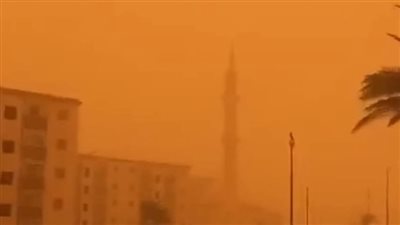 عاصفة جدارية قوية