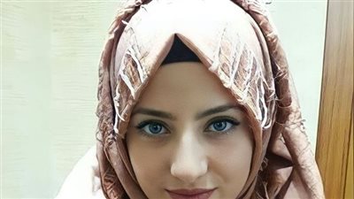 أنا بكره أمي