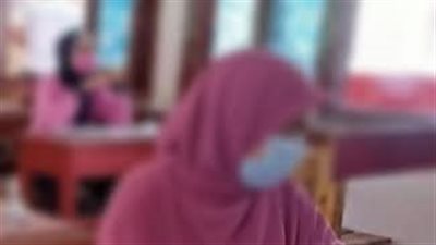 أنا مراقبة في الثانوية العامة
