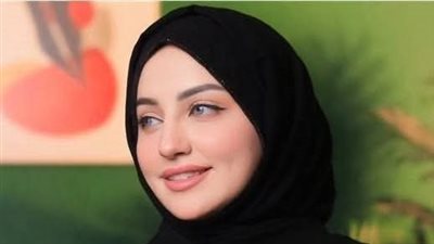 انا نورة عندي 25 سنة 
