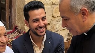 تزوج شاب من امرأة عجوز