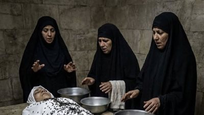 وهمـا بيغسلوها جسمها كله بقي ينـزل نمل حكايات اسما السيد