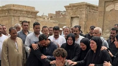 ټوفيت زوجة أبنها أثناء الولادة