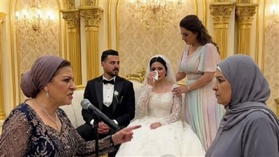 حماتي مسكت الميكروفون قدام كل المعازيم في الفندق وقالت ابني اتجوز واحدة بيئة