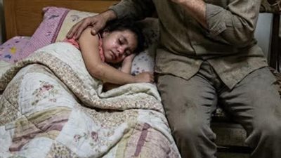 بابا.. ضهري بيوجعني أوي مش عارفة أنام