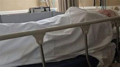 في صباح جنازة أبي قال المغسل